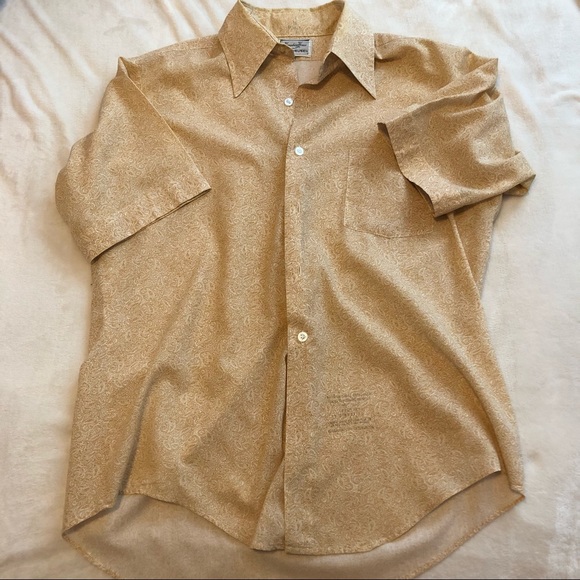 Van Heusen Other - 🦃 2/$20 🦃 Vintage | Van Heusen | short sleeve button down